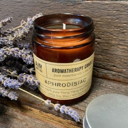 Sójová sviečka aromaterapeutická - Zmyseľnosť Sójová sviečka aromaterapeutická - Zmyseľnosť