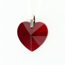 Krištáľové srdiečko červené s háčikom