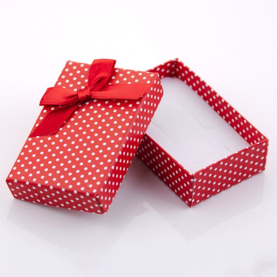 Darčeková krabička - červená bodkovaná