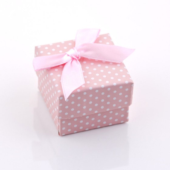 Darčeková krabička - ružová bodkovaná