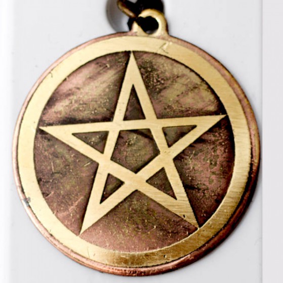 Amulet symbol 31 - Moc svetla - biely pentagram